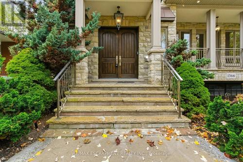 1366 Wilson Avenue, Mississauga, ON - Outdoor With Deck Patio Veranda