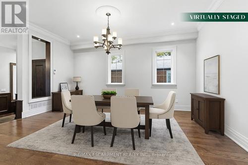 1366 Wilson Avenue, Mississauga, ON - Indoor Photo Showing Dining Room