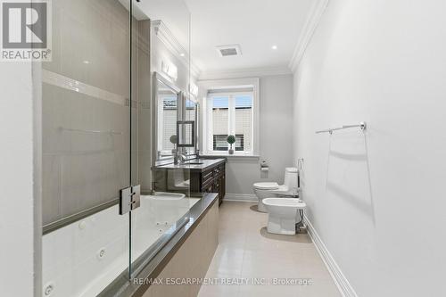 1366 Wilson Avenue, Mississauga, ON - Indoor Photo Showing Bathroom