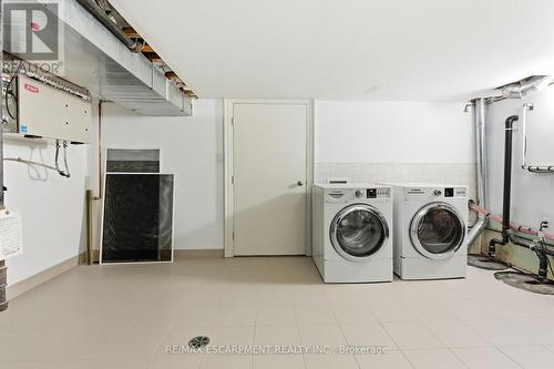 1366 Wilson Avenue, Mississauga, ON - Indoor Photo Showing Laundry Room