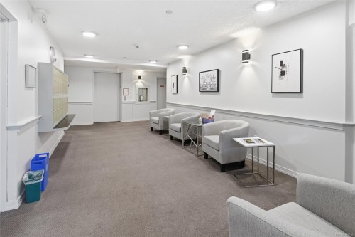 308-1070 Southgate St, Victoria, BC - Indoor Photo Showing Other Room