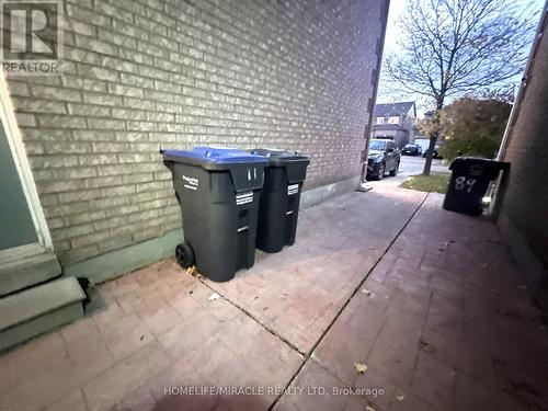 Bsmt - 87 Mosley Crescent, Brampton, ON - Outdoor