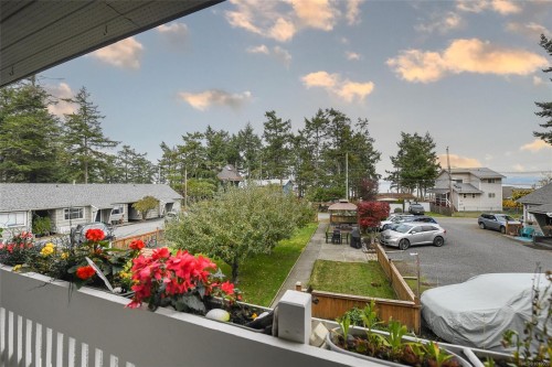 521 Windslow Rd, Comox, BC - Outdoor