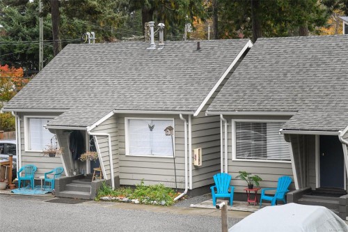 521 Windslow Rd, Comox, BC - Outdoor