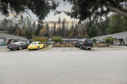 521 Windslow Rd, Comox, BC - Outdoor