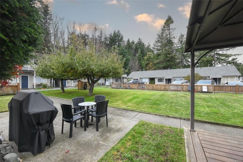 521 Windslow Rd, Comox, BC - Outdoor