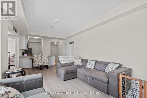 306 - 2370 Khalsa Gate, Oakville, ON - Indoor Photo Showing Living Room
