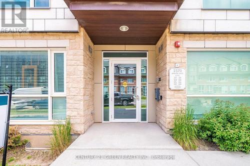 306 - 2370 Khalsa Gate, Oakville, ON - Outdoor