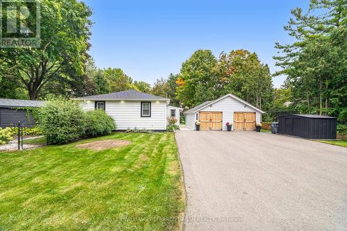 7067 Old Mill Lane, Mississauga, ON - Outdoor