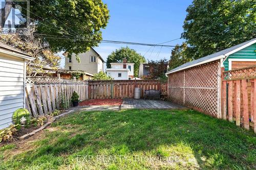 105 Rothsay Avenue, Hamilton, ON - Outdoor