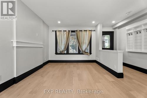 105 Rothsay Avenue, Hamilton, ON - Indoor Photo Showing Other Room
