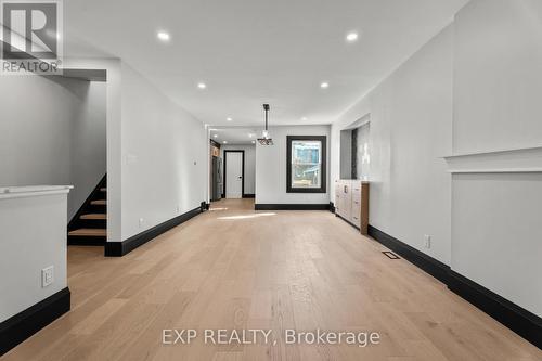 105 Rothsay Avenue, Hamilton, ON - Indoor Photo Showing Other Room