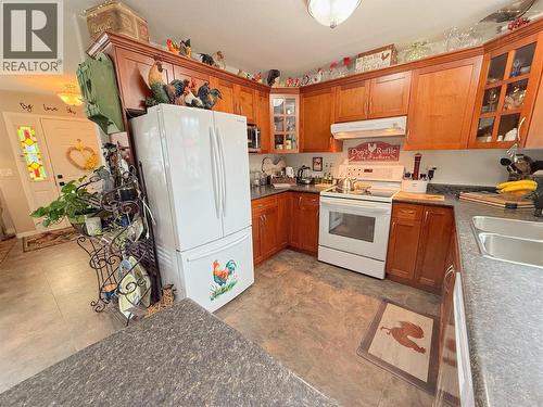 8 Eagle Crescent, Princeton, BC - Indoor Photo Showing Kitchen With Double Sink