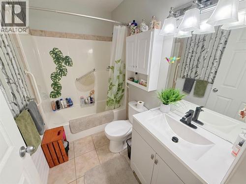 8 Eagle Crescent, Princeton, BC - Indoor Photo Showing Bathroom