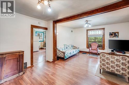 404 Houston Street, Nelson, BC - Indoor