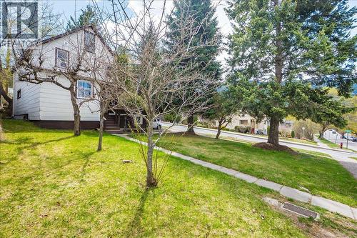 404 Houston Street  Nelson, BC V1L 5H5