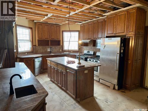 585 19Th Street E, Prince Albert, SK - Indoor Photo Showing Kitchen