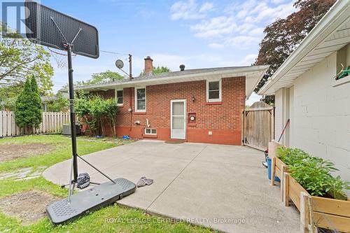 2504 Askin Avenue, Windsor, ON - Outdoor With Exterior