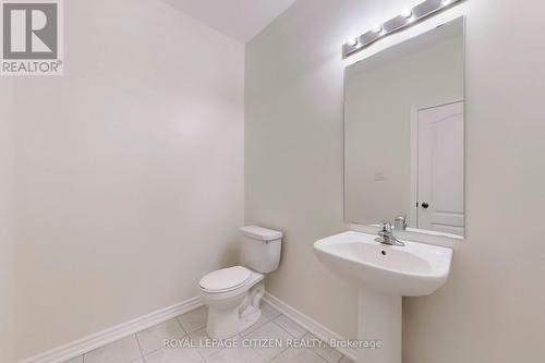 87 Lawrence D. Pridham Avenue, New Tecumseth, ON - Indoor Photo Showing Bathroom