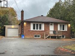 BASEMENT - 43 MAPLE GROVE AVENUE S  Richmond Hill, ON L4E 2V1