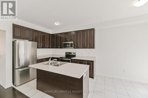 4047 Maitland Street, Lincoln, ON - Indoor Photo Showing Kitchen With Double Sink