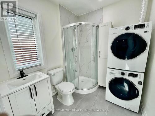 Upper - 20 St Clair Gardens, Toronto, ON - Indoor Photo Showing Laundry Room