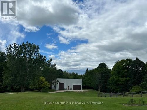 2332 Centre Line, Clearview, ON - Outdoor With View