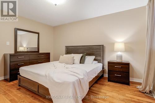3475 Bala Drive, Mississauga, ON - Indoor Photo Showing Bedroom
