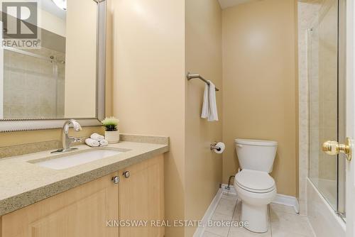 3475 Bala Drive, Mississauga, ON - Indoor Photo Showing Bathroom