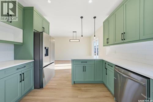 206 Sharma Lane, Saskatoon, SK - Indoor Photo Showing Kitchen