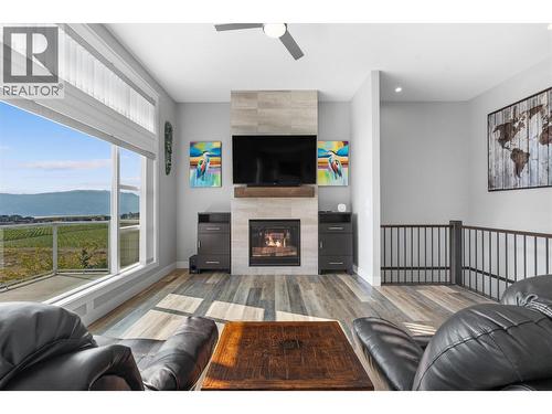 2600 Paramount Drive, West Kelowna, BC - Indoor Photo Showing Living Room With Fireplace
