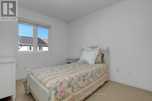 287 Macoun Circle, Ottawa, ON - Indoor Photo Showing Bedroom