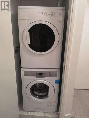 1706 - 181 Dundas Street E, Toronto, ON - Indoor Photo Showing Laundry Room
