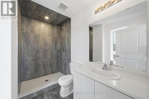 2 - 62 Kenesky Drive, Hamilton, ON - Indoor Photo Showing Bathroom