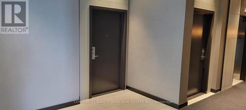 101 - 38 Honeycrisp Crescent, Vaughan, ON - Indoor Photo Showing Other Room