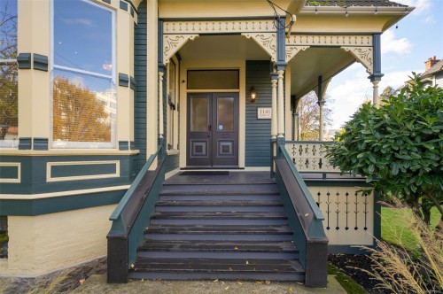 1141 Fort St, Victoria, BC - Outdoor
