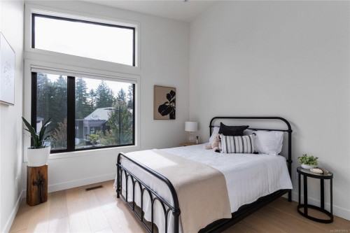 640 Medalist Ave, Colwood, BC 