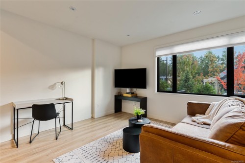 640 Medalist Ave, Colwood, BC 