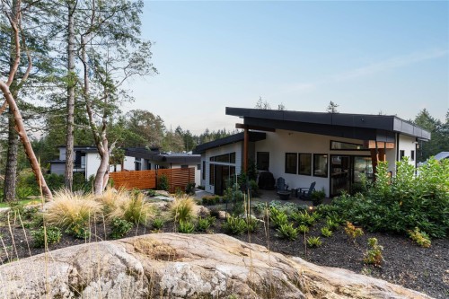 640 Medalist Ave, Colwood, BC 