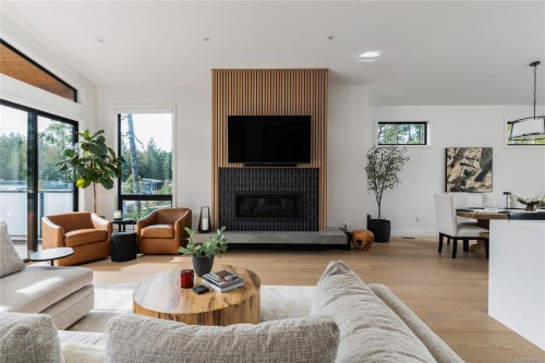 640 Medalist Ave, Colwood, BC 