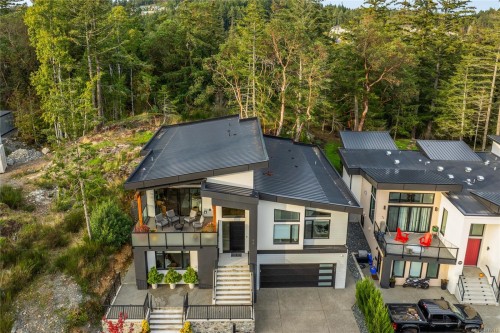 640 Medalist Ave, Colwood, BC 