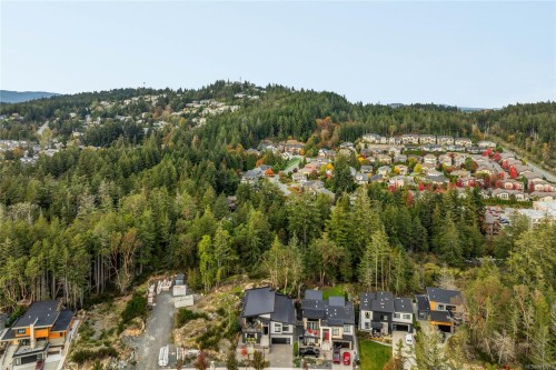 640 Medalist Ave, Colwood, BC 