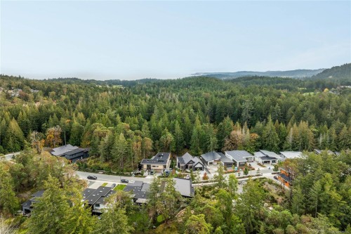 640 Medalist Ave, Colwood, BC 