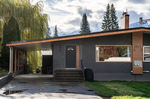 A-1971 Fairway Road, Revelstoke, BC - Outdoor