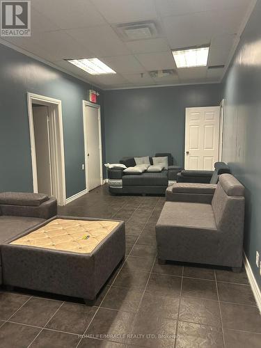 1700 Sismet Road, Mississauga, ON 