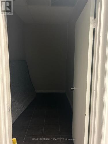 1700 Sismet Road, Mississauga, ON 