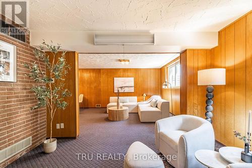 55 Amos Avenue, Waterloo, ON - Indoor