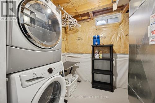 1781 Woodgate Trail, Oshawa, ON - Indoor Photo Showing Laundry Room