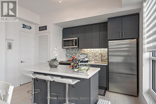 138 - 331 Broward Way, Innisfil, ON - Indoor Photo Showing Kitchen With Upgraded Kitchen