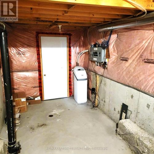 Basement South end - 578 Reeves Way Boulevard, Whitchurch-Stouffville, ON - Indoor Photo Showing Basement